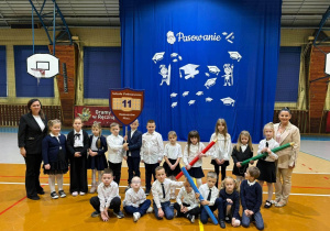 Pamiątkowe chwile po ślubowaniu – klasa 1c