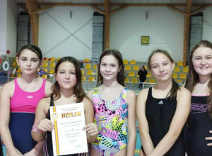 III miejsce w wojewódzkim półfinale zawodów w pływaniu