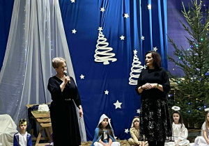 Dyrektor Wydziału Oświaty składa społeczności uczniowskiej życzenia świąteczne