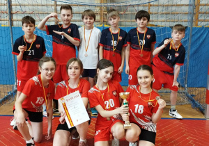 Czwartoklasiści z medalami